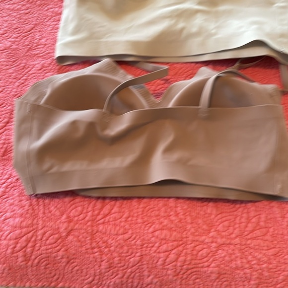 Bras lot of 3. Sz L Nude gray lilac. Padded removable cups adjustable straps - Picture 9 of 12